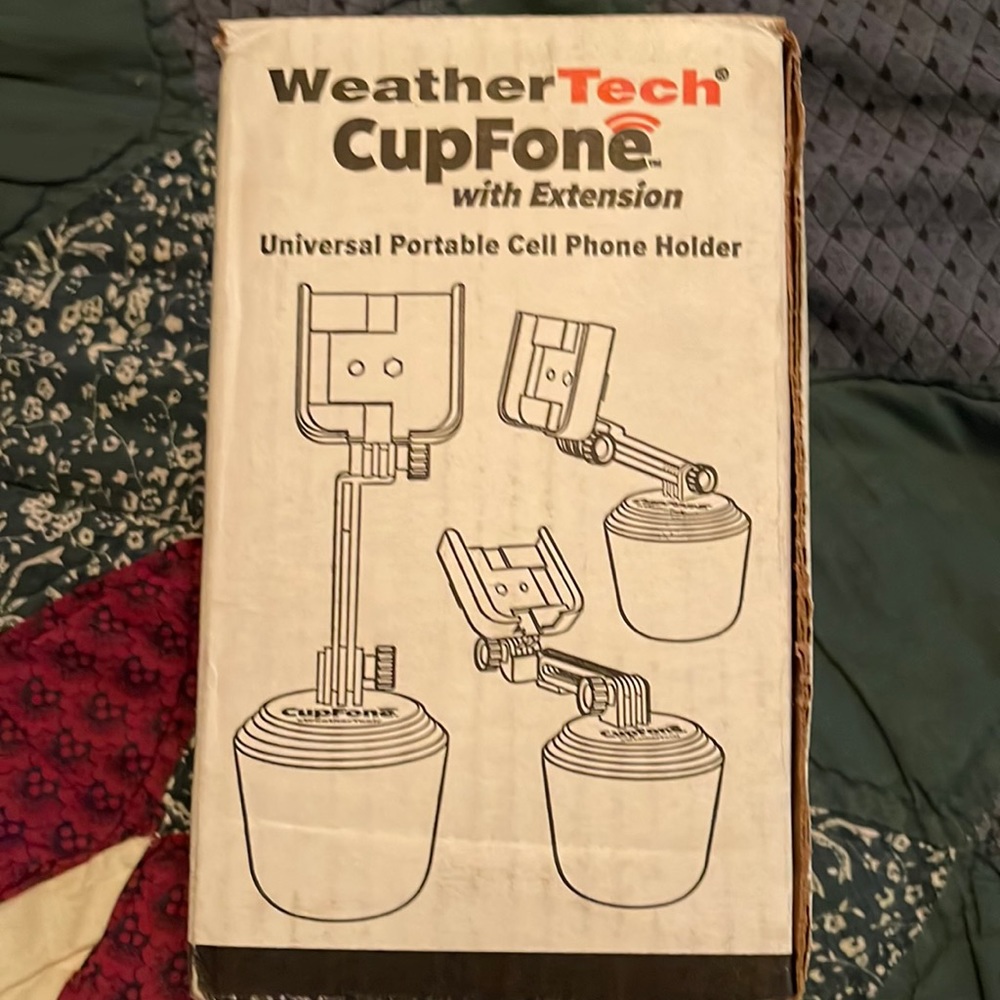 NIB Car Cup Phoneholder